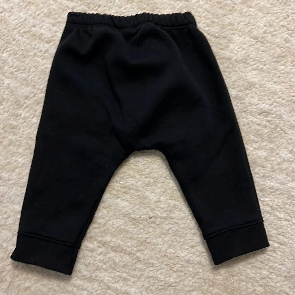 Adorable Gender Neutral Old Navy Halloween Skeleton Two Piece Sweatsuit!